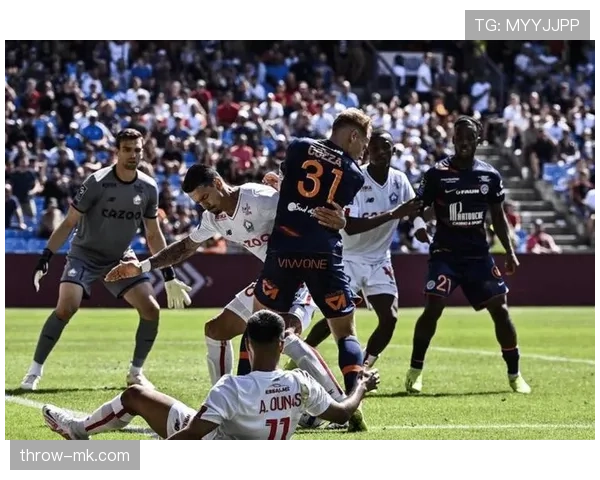 拉蒙主场迎战西甲劲敌，球迷翘首以盼精彩对决